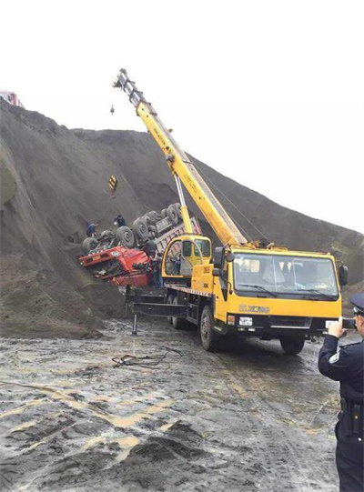 山南上犹道路救援